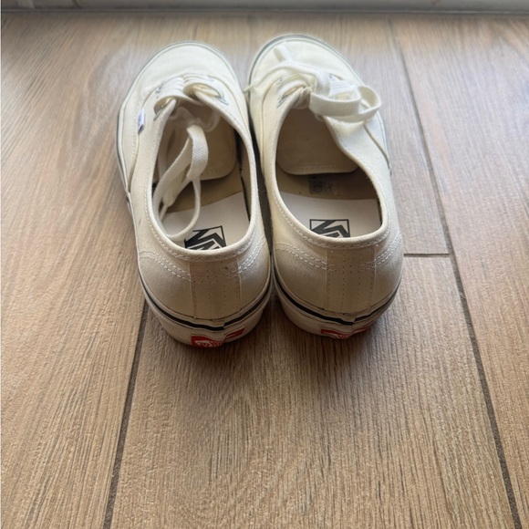 UA Authentic 44 DX - Anaheim Factory Sneaker - Picture 5 of 5